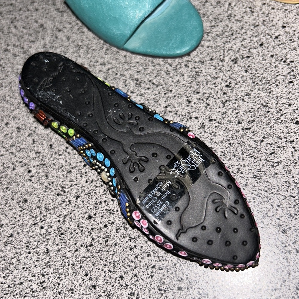 Just The Right Shoe-Various Available choose yours at checkout posting for 1 - Picture 15 of 16